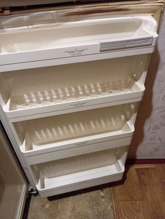 Продам Холодильник SUPRA SRF1640MF сухой заморозки рабочий