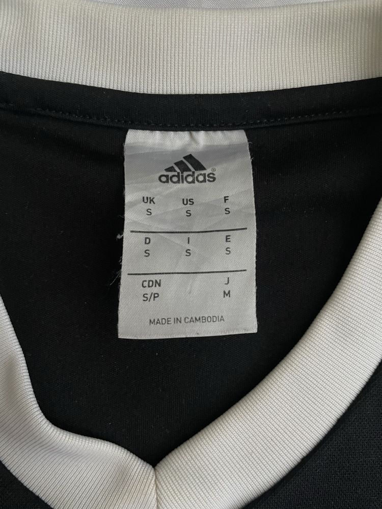 футболка adidas унісекс