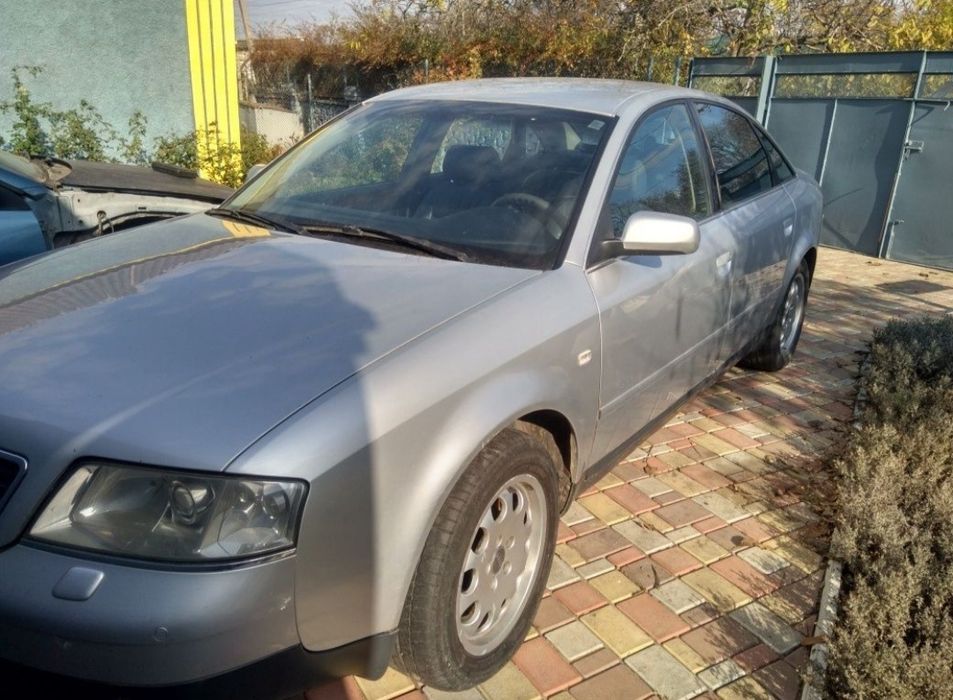 Дверная рамка, двери Ауди А4 Б5 (седан), А6 С5 (седан,универсал)