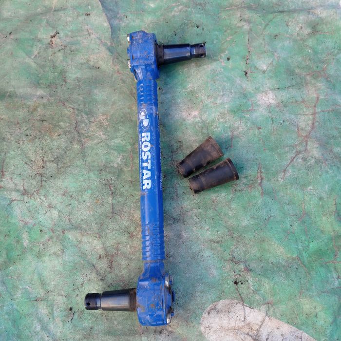 Продам реактивную штангу КАМАЗ находится в Днепропетровской области