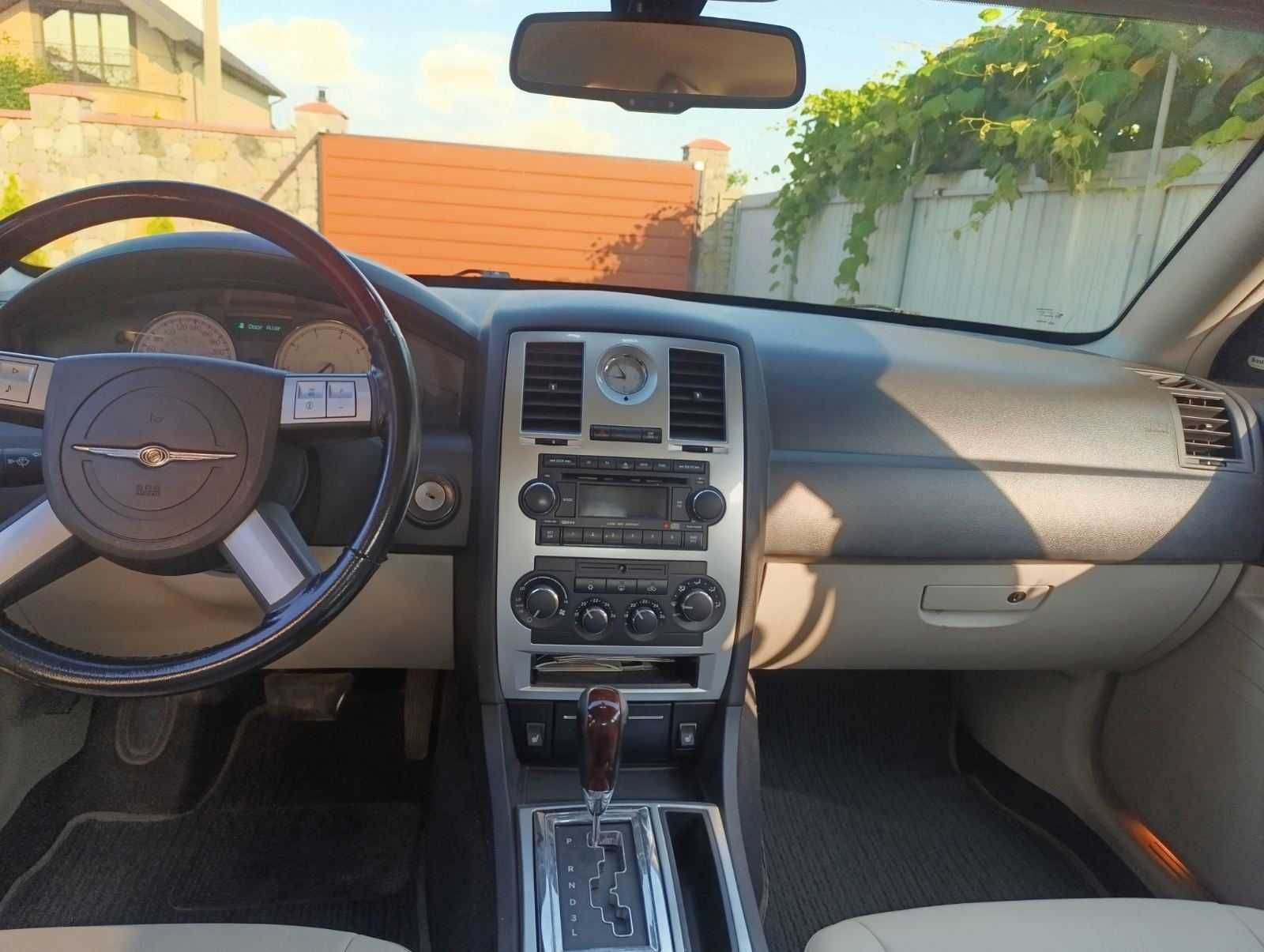 Продам Chrysler 300c  2006 рік