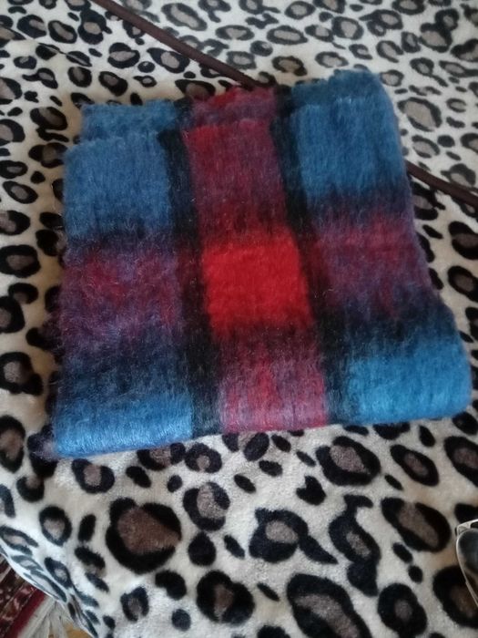 Продам на подарок шарф махеровый