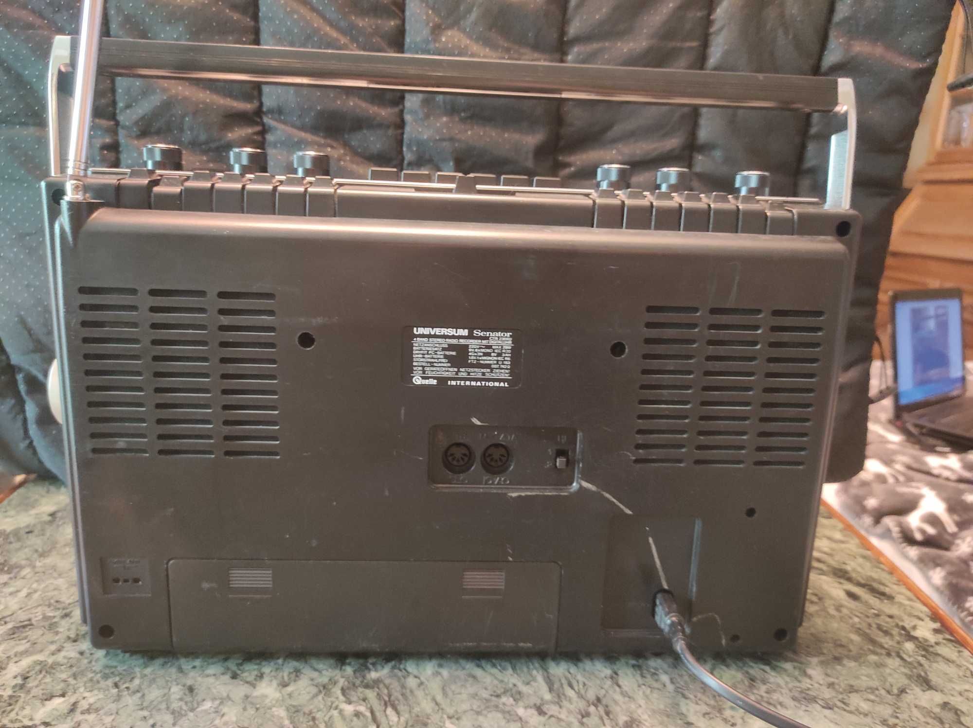 Radiomagnetofon BOOMBOX