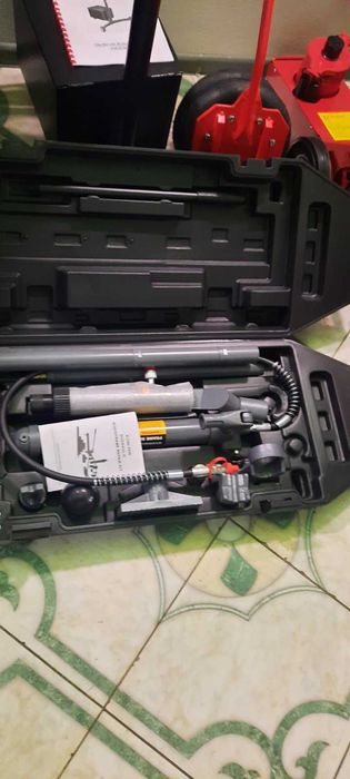 Гідравлічний набір для рихтування кузова