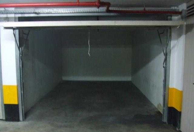 Garagem para arrendamento