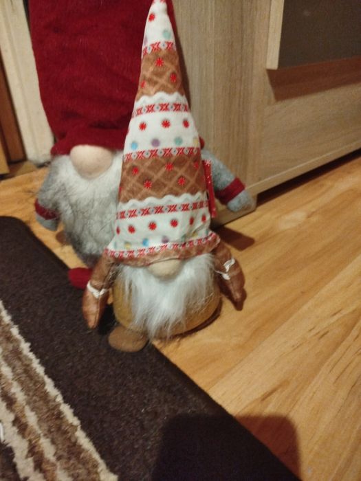 Nowy skrzat, krasnal, gnom. Sztuka