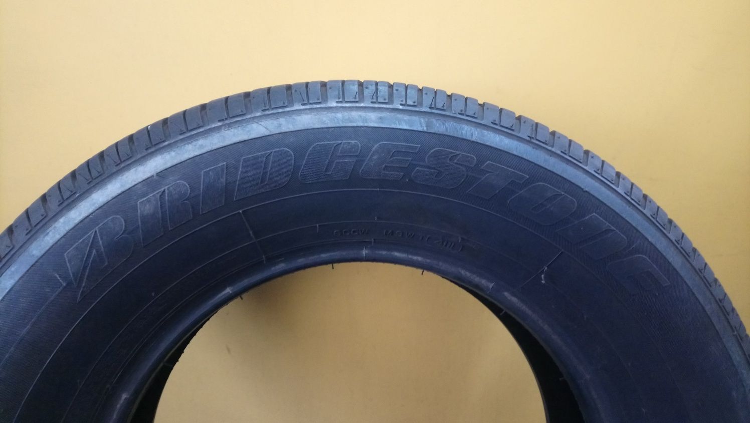 2 Opony używane letnie 255/65R17 Bridgestone