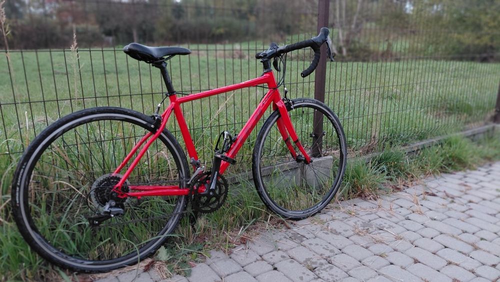 Rower szosowy, kolarka fuji sportif 2.3