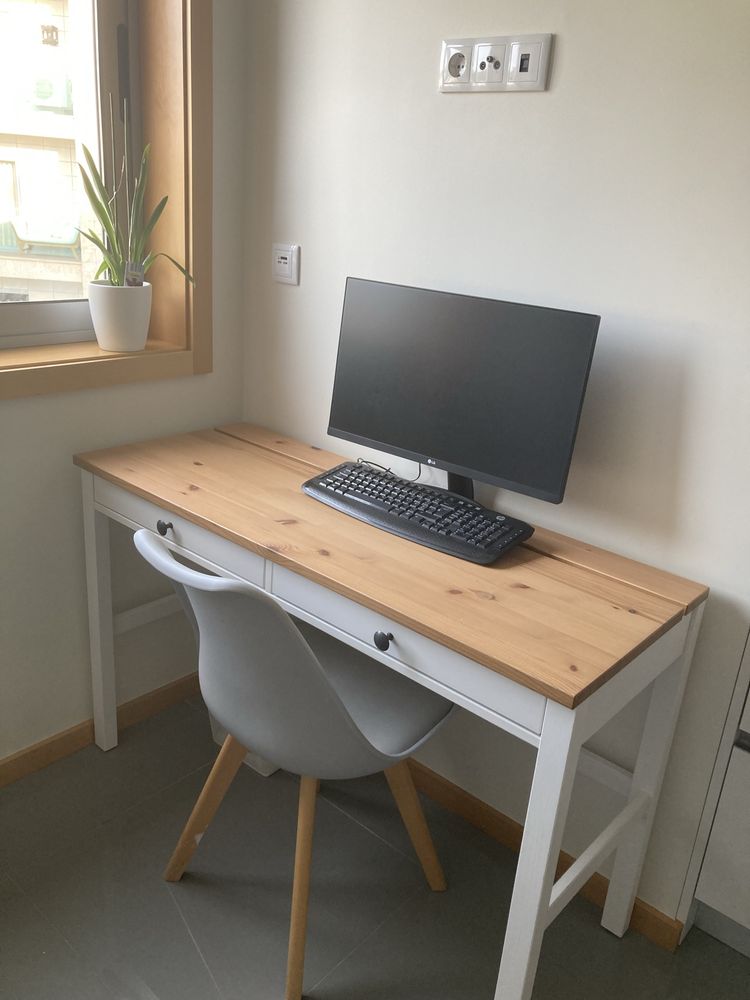 Secretária Home Office em Madeira Maciça