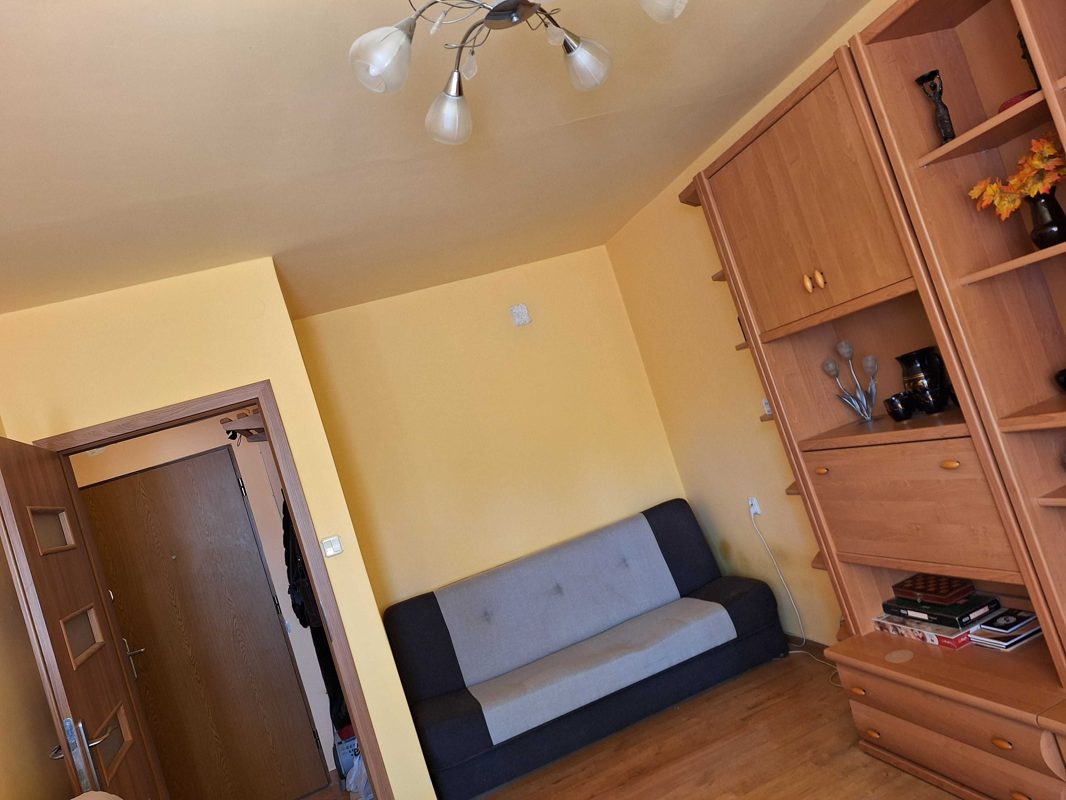 atrakcyjna jasna kawalerka balkon 25 m kw. w zieleni ul. Białowieska