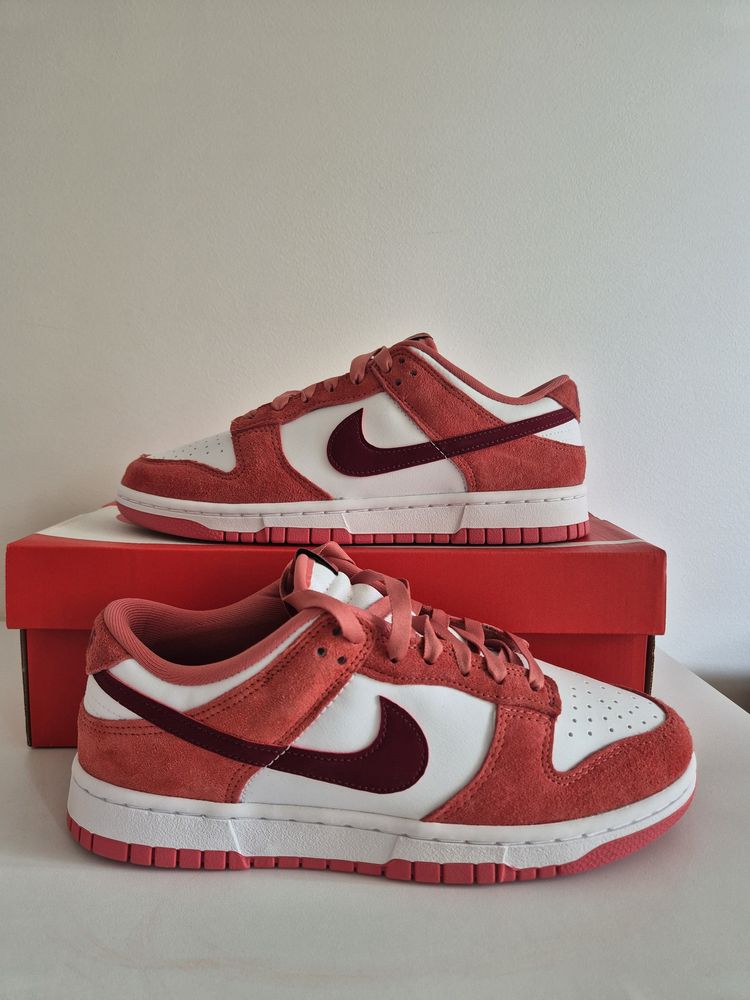 Certyfikat Autentyczności | Nike Dunk Low Valentine’s Day 2024 40.5 EU