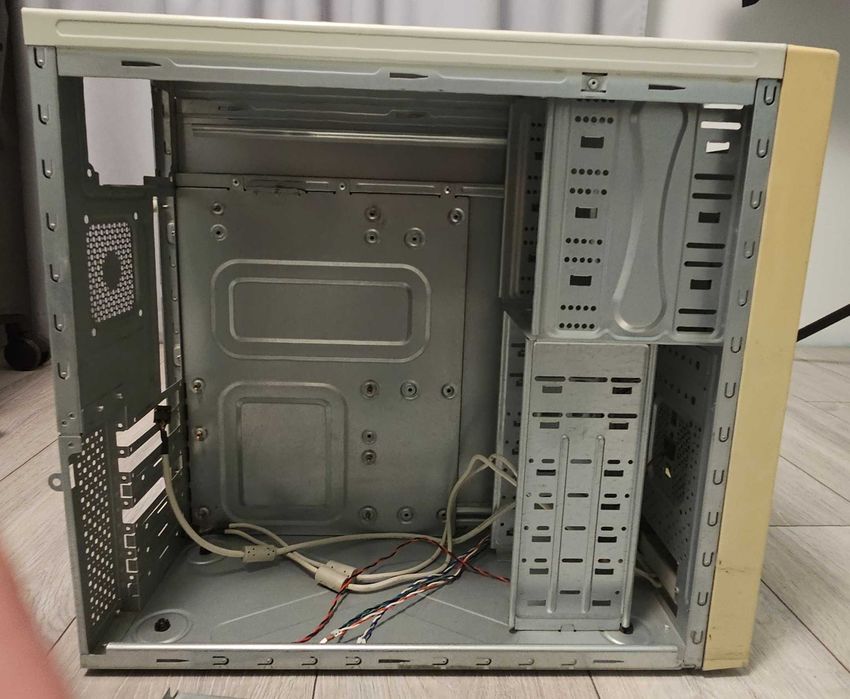 Obudowa ATX Logic Concept Biała Full ATX
