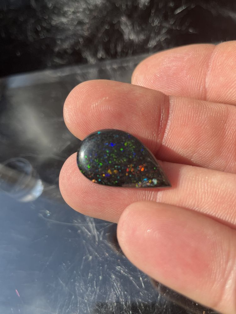 Opal Andamoka  7,7 Ct