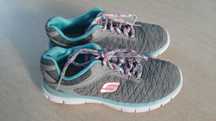 Buty dziewczęce Skechers rozm. 34