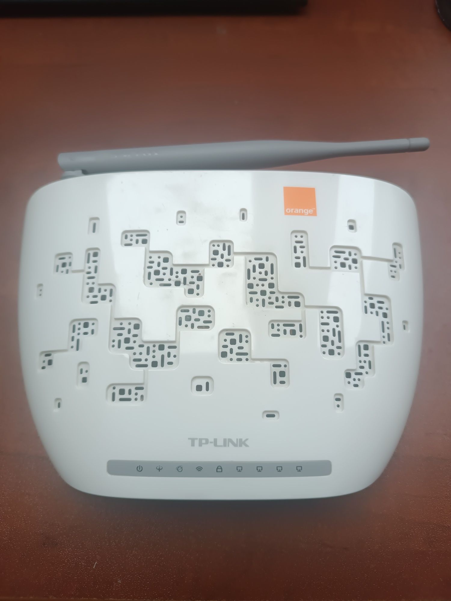 Router TP link TD-W8950N