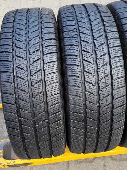 Opony zimowe 2x Continental Winter 205/70 R15C DOT22 10.2mm #3568