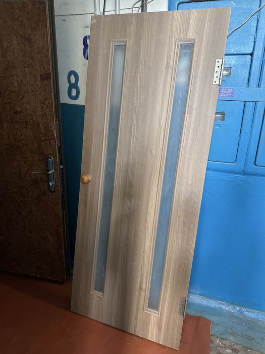 Продам міжкімнатні двері