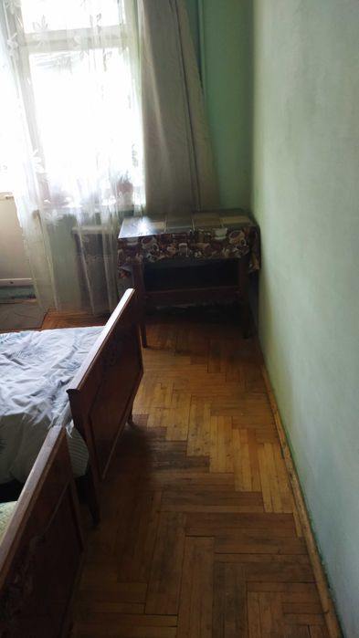 Кімната вул.Золота(р-н центру) для 2-х хл.3500 грн+500 грн к.п з 1-го