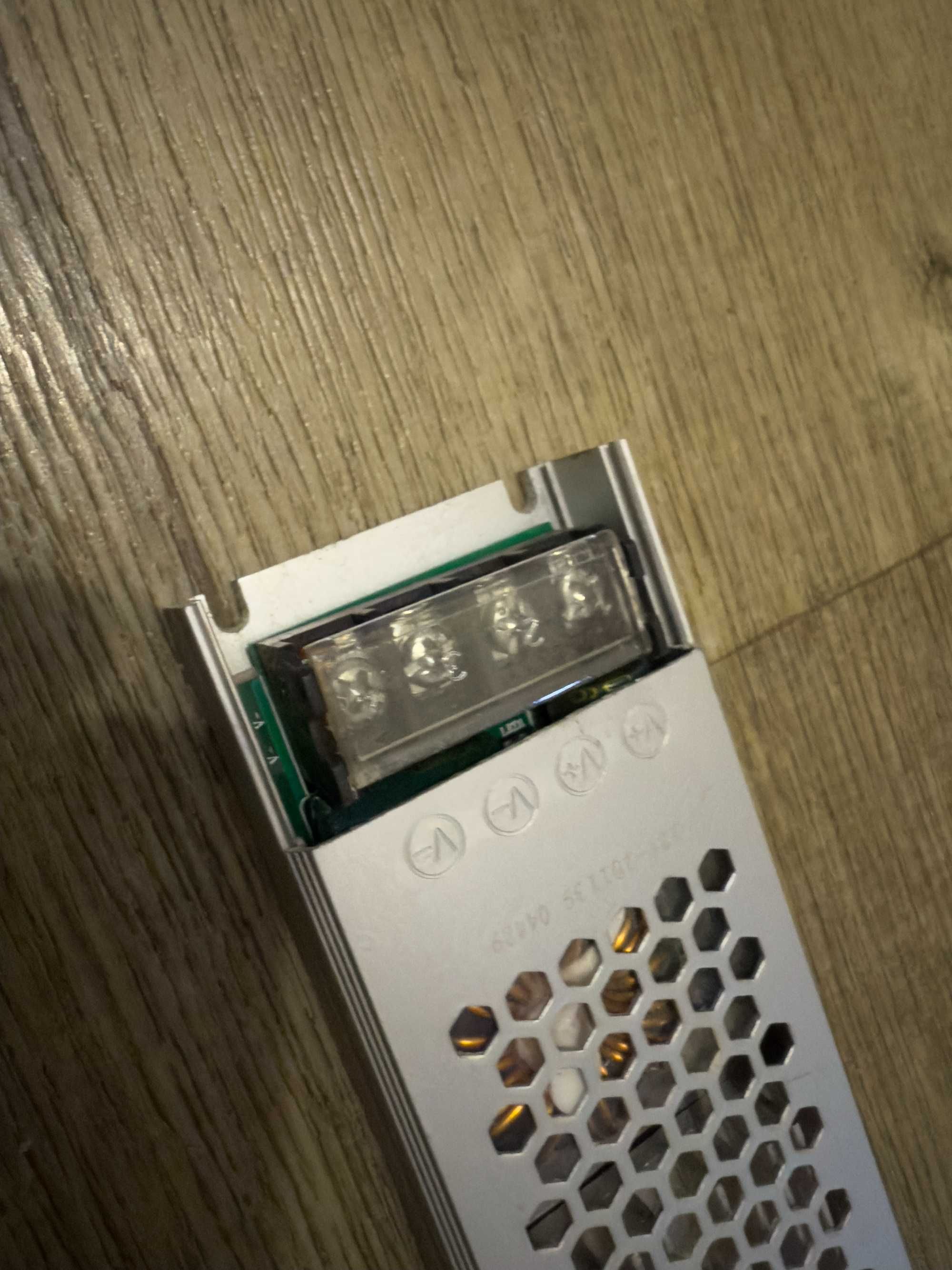 Блок питания BIOM Professional DC12 400W BPU-401 33A slim