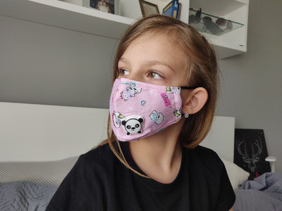 Maseczki ochronne dla dzieci z filtrem i zaworkiem