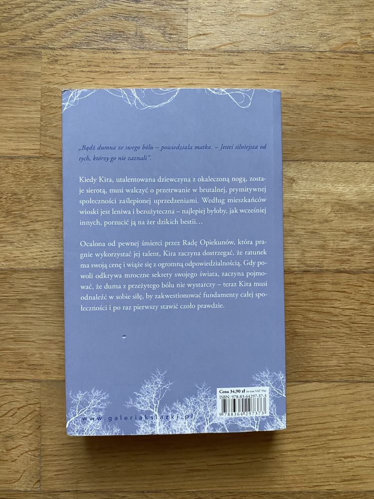Skrawki błękitu - Lois Lowry