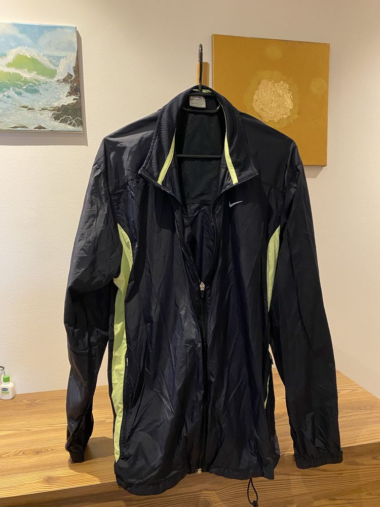 Nike Sportsweaer Strój do biegania męski. Nowy. Rozmiar XL / 188cm