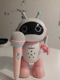 Robot karaoke z mikrofonem i głośnikiem