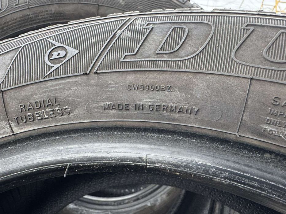 Зимові шини Dunlop 205/55 r16