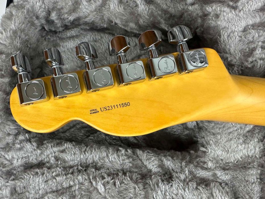 2023 Fender American Professional II Telecaster Sunburst (New, 1590$)