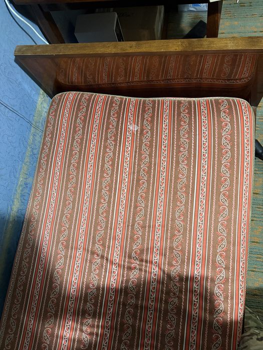 Ліжко односпальне (Безкоштовно)