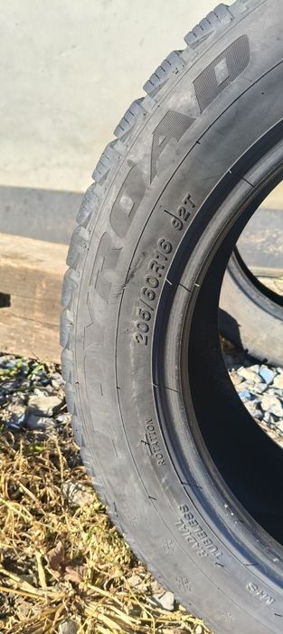 Продам пару зимових коліс 8 мм протектор 2020 р