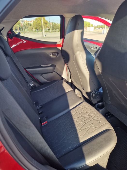 Toyota Aygo Red X-Clusiv Edition