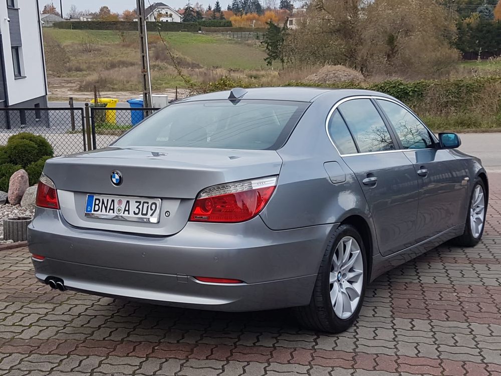 Bmw 525 benzyna , bardzo ładna