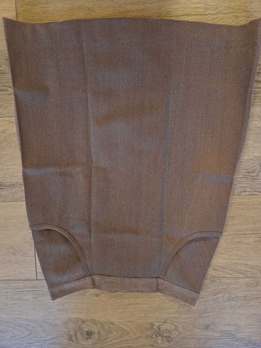 Spódniczka z kieszeniami beżowa