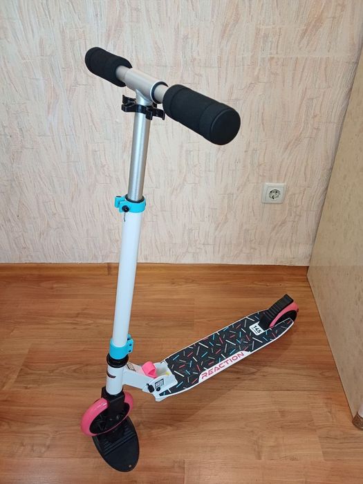 Самокат 2-х колісний REACTION Girl 145 мм мультиколір