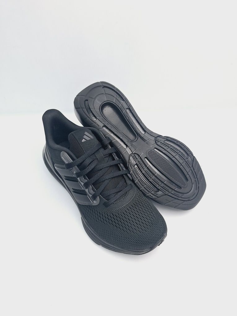 Adidas оригінальні кросівки