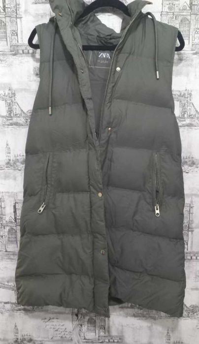 Жилетка від бренду Zara