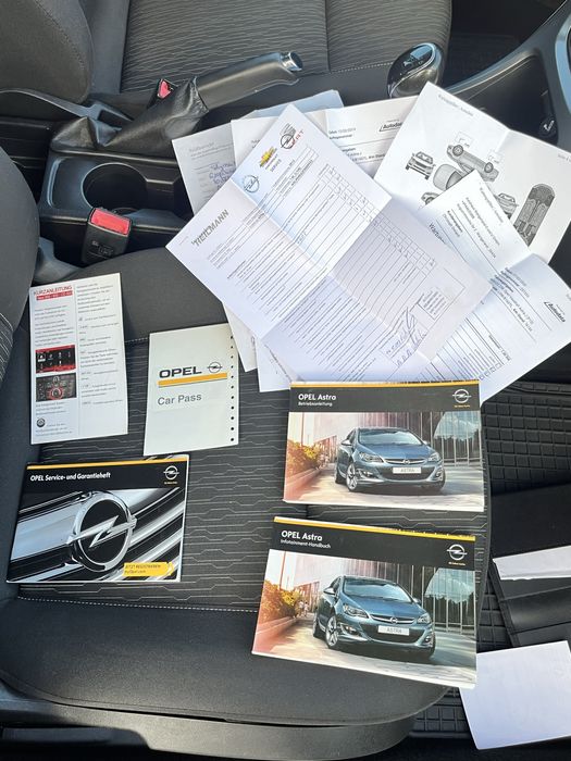 Opel astra j lift 2014