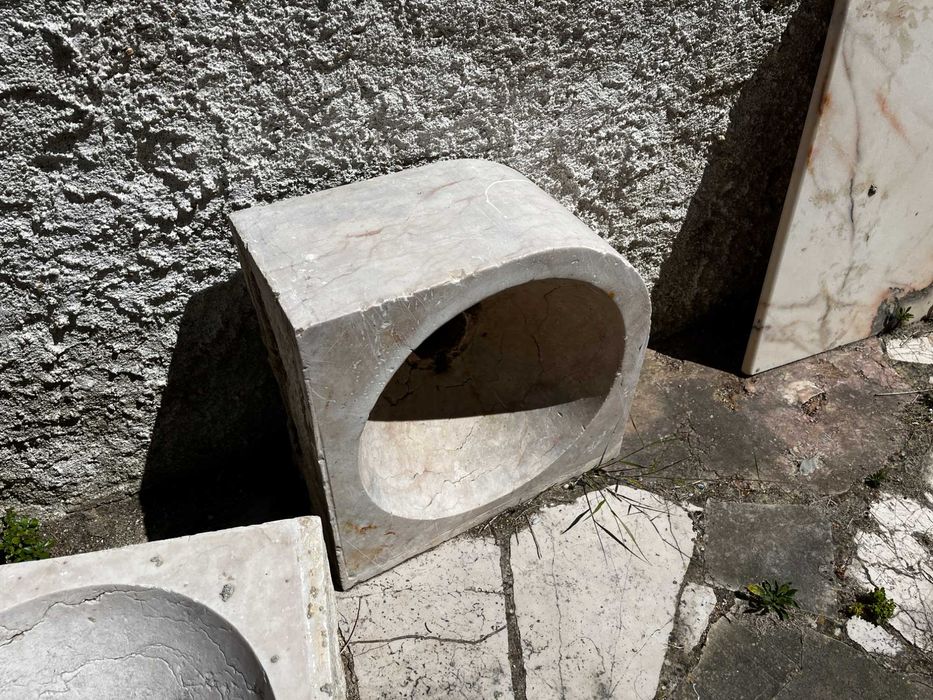 Lindíssima pia de cozinha antiga em pedra Lioz