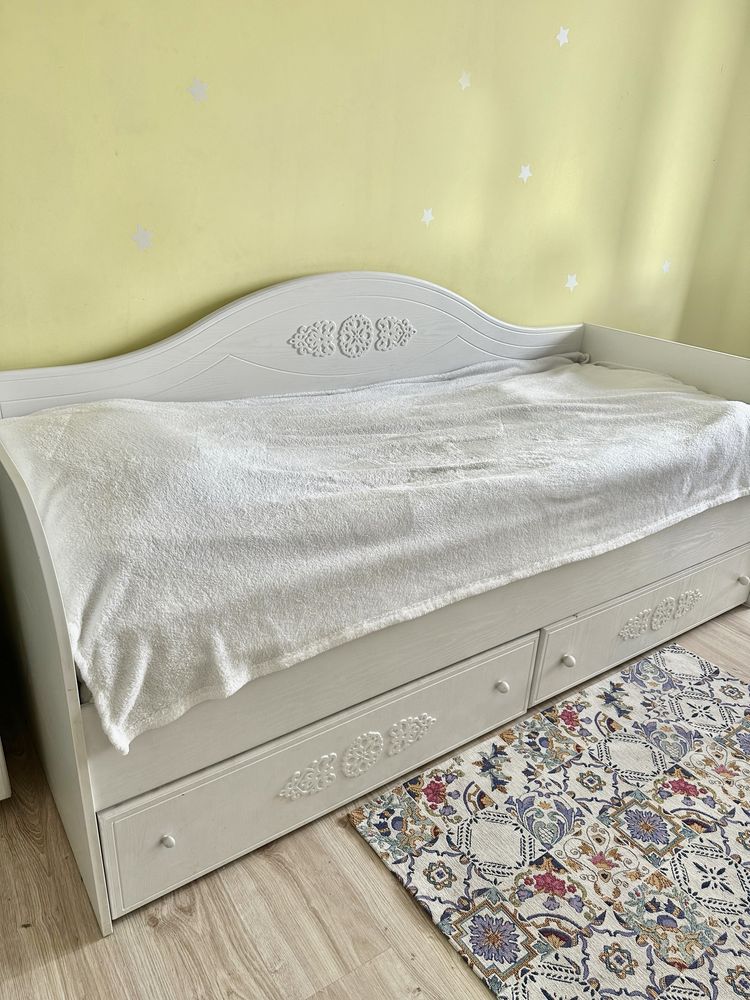 Комод білий, ліжко 80х200, полиця. Ассоль