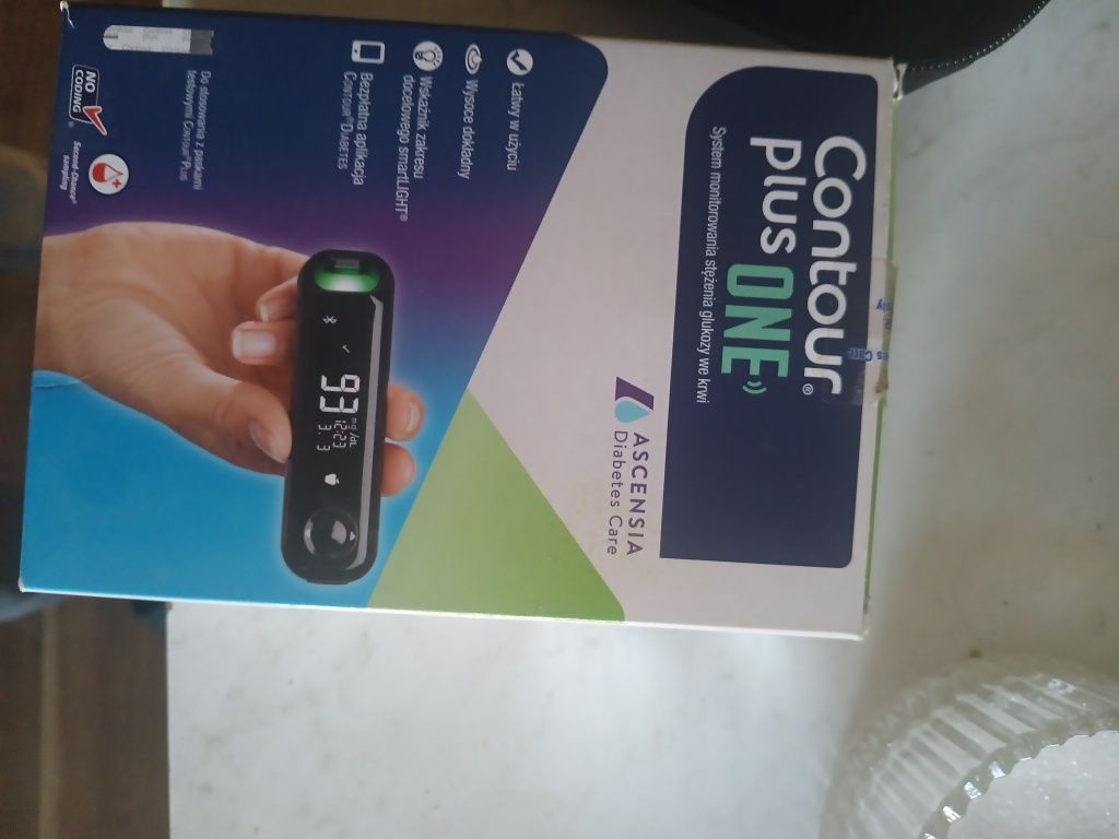 Glukometr contour plus one