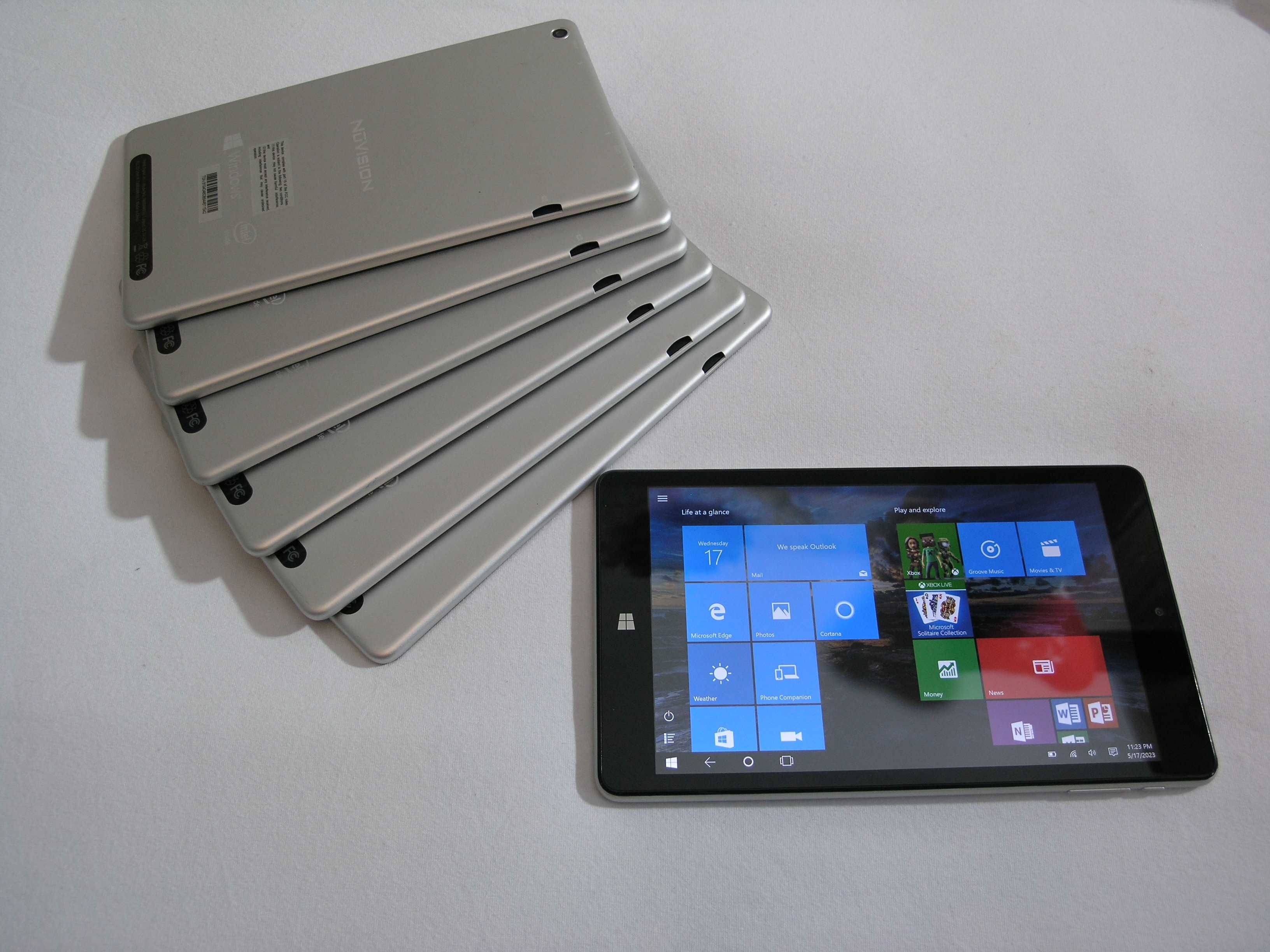 Тонкий маленький Windows10 1920*1200 4ядра планшет NuVision TM800W610L