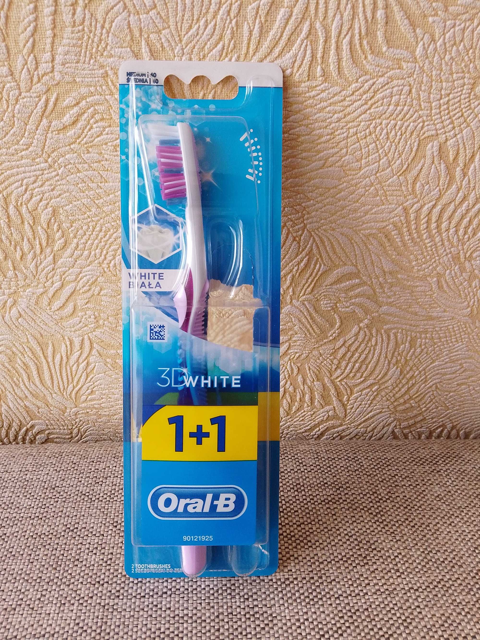 Зубна щітка Oral B 3Dwhite