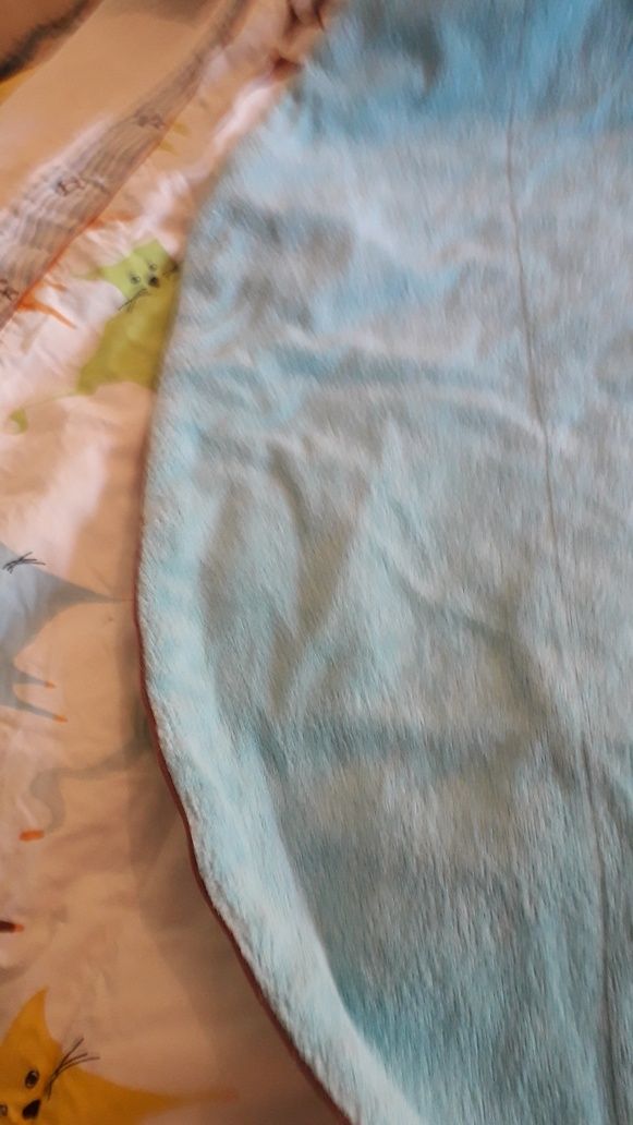 Три красивых детских одеяла