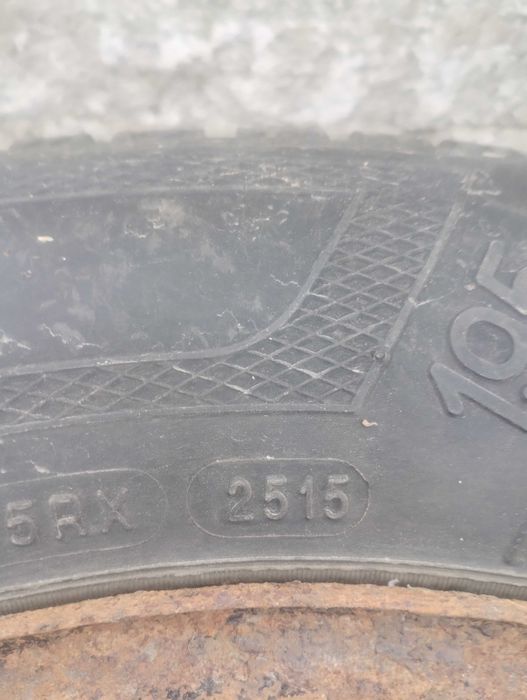 Koła zimowe na felgach stalowych 195/65 R15 rozstaw otworów 5x100