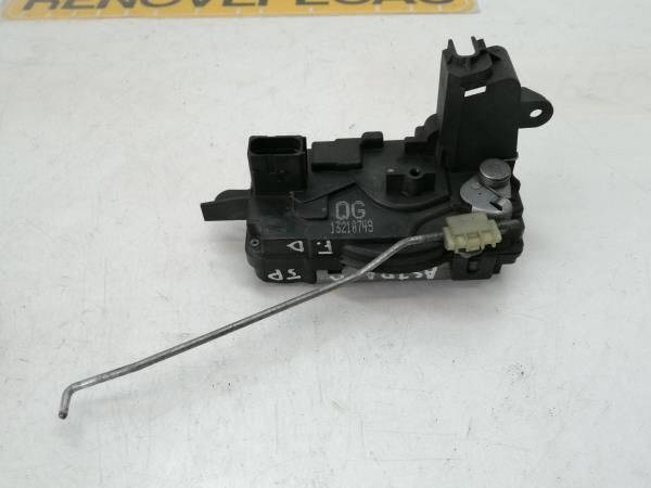 Fechadura / fecho porta frente direito OPEL Astra H Hatchback (L48)