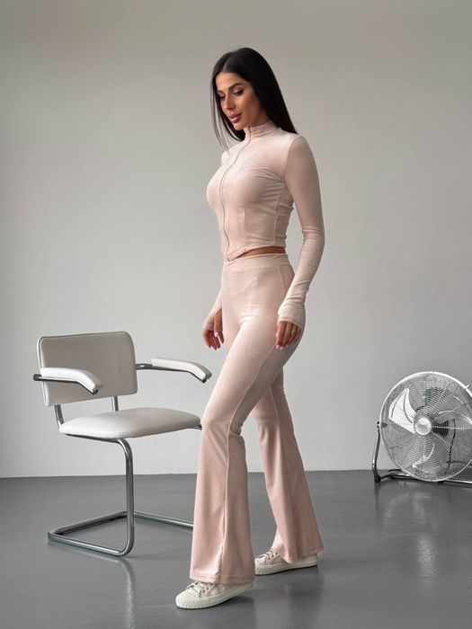 Стильный костюм женский со штанами клеш /костюм жіночий штани кльош