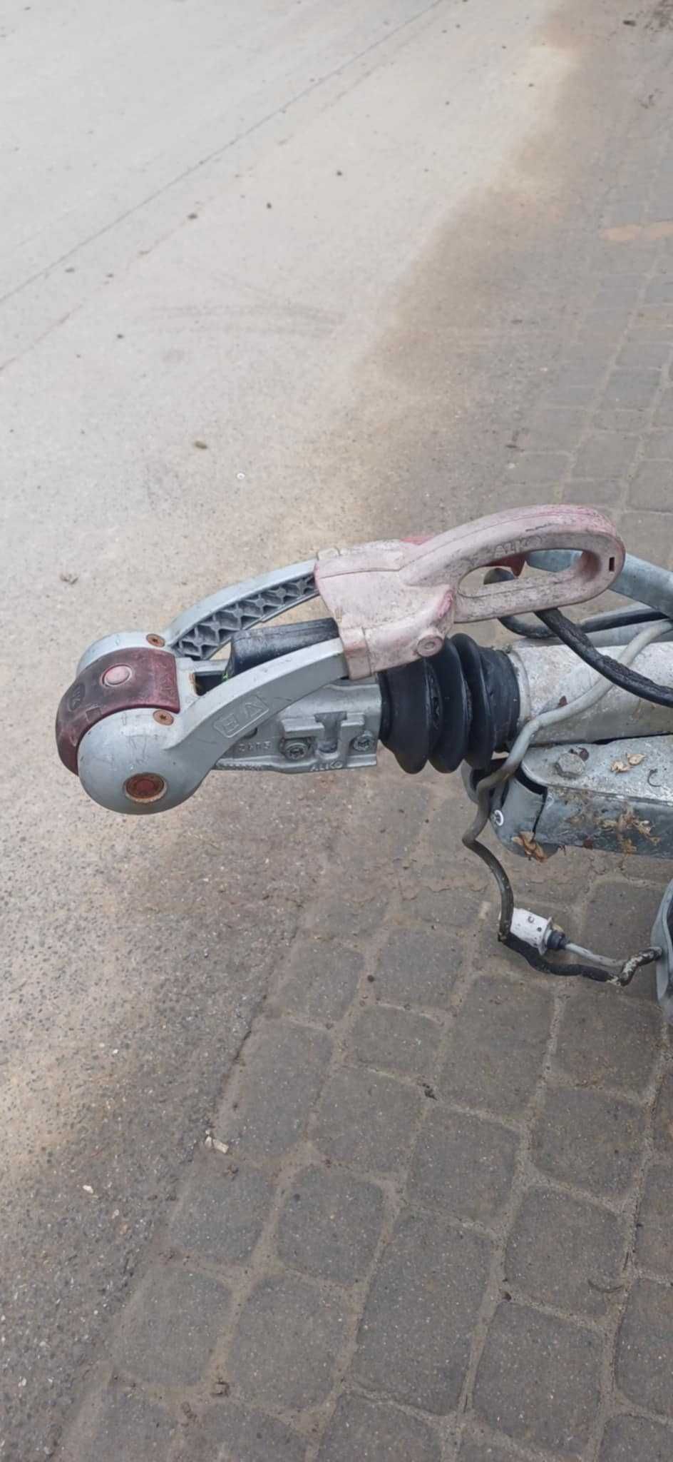 Zaczep, dyszel, stabilizator jazdy ALKO