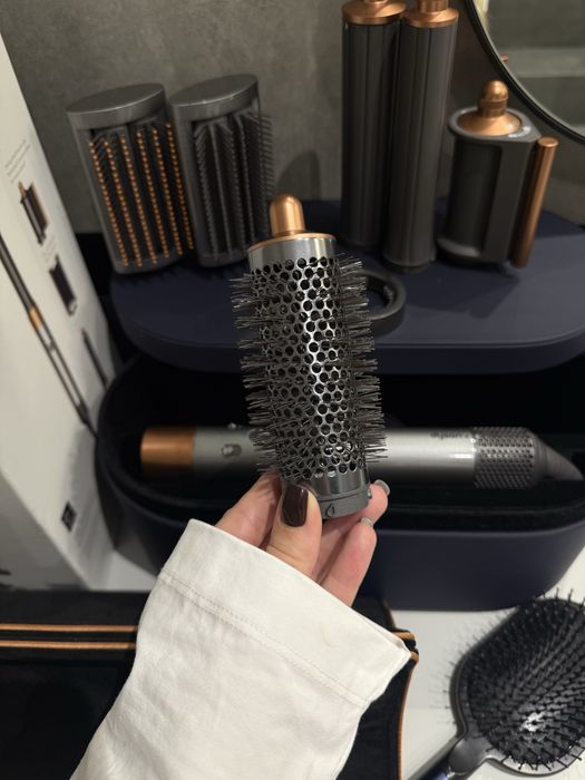 Стайлер Dyson airwrap complete long.В подарок Чехол и расческа