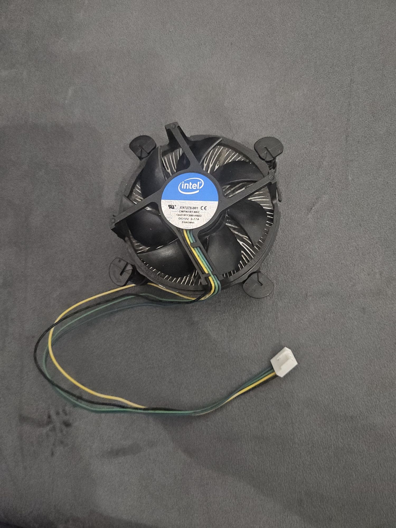 Procesor intel core i3-2100 z chłodzeniem